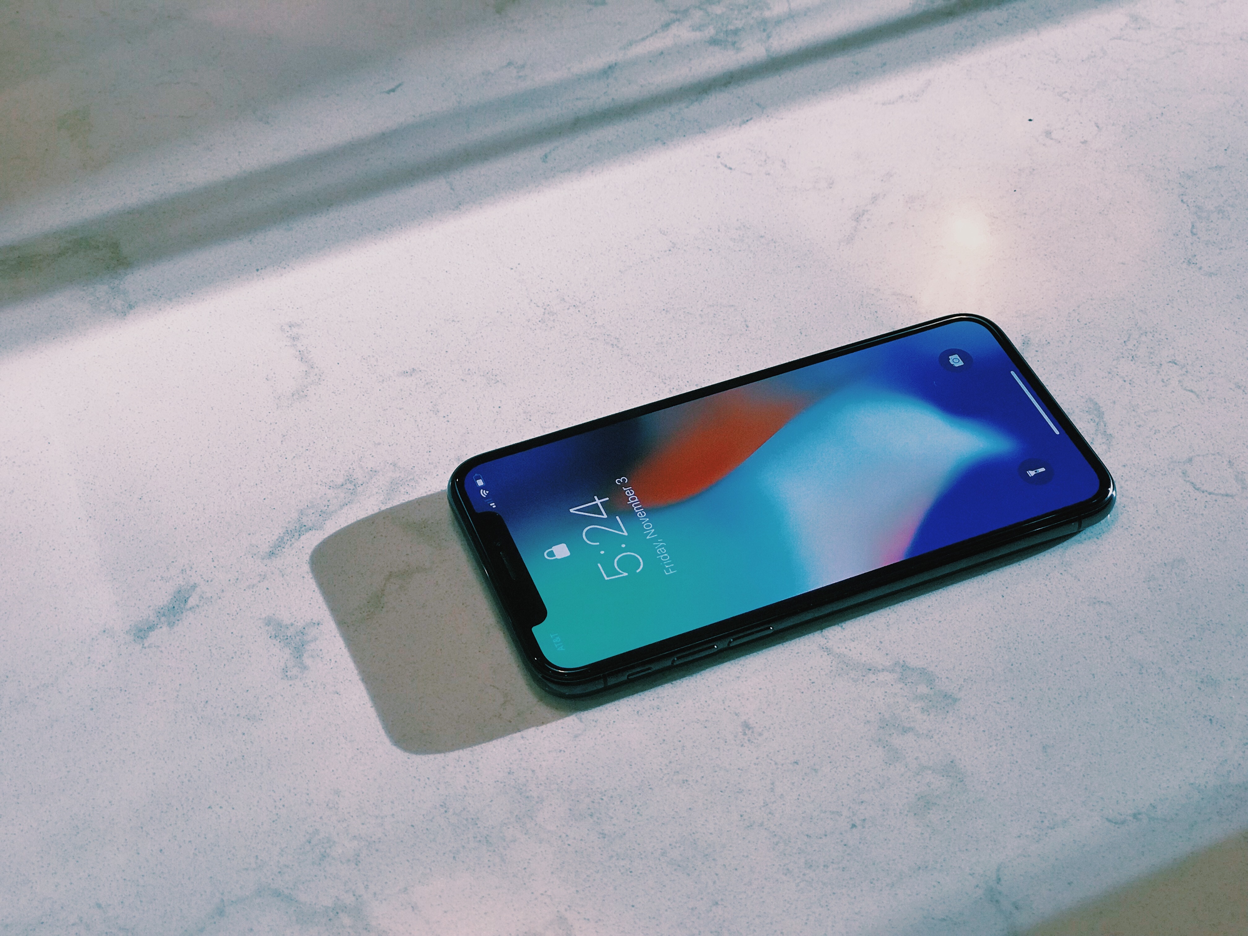 iPhoneXが発熱する問題を改善できる方法とは?