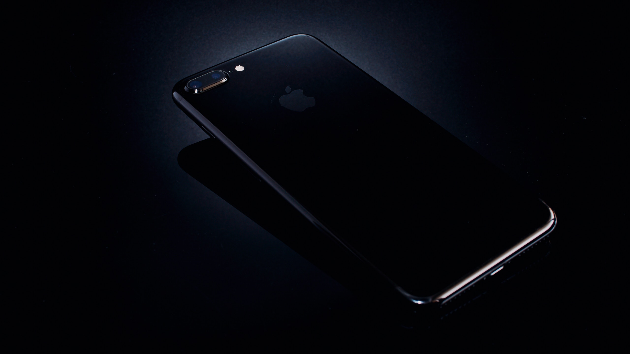 iPhoneXSの画面修理の時の確認したいポイントとは?