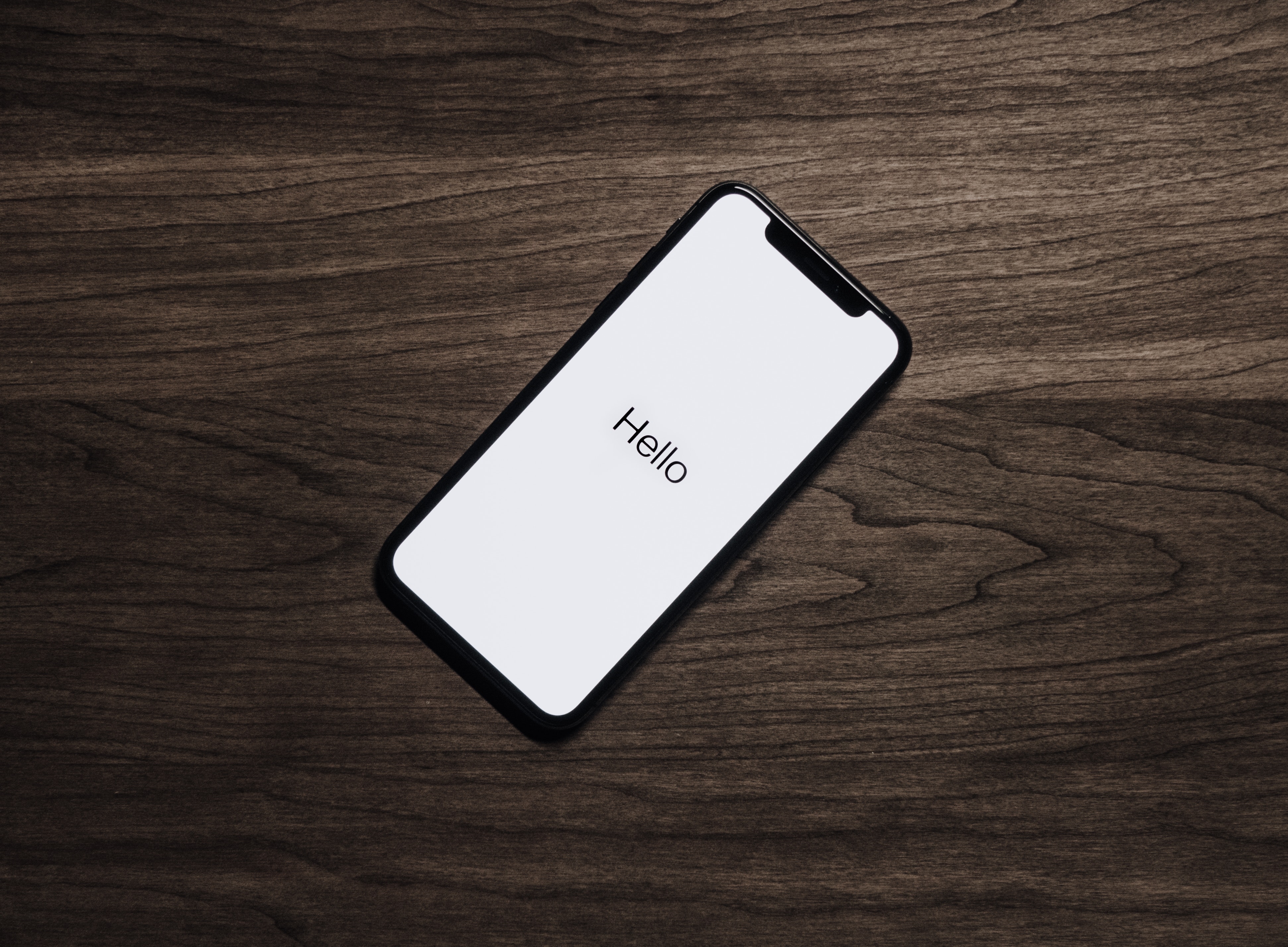iPhoneXSの画面割れ修理ができる場所とは?料金はどのくらい?