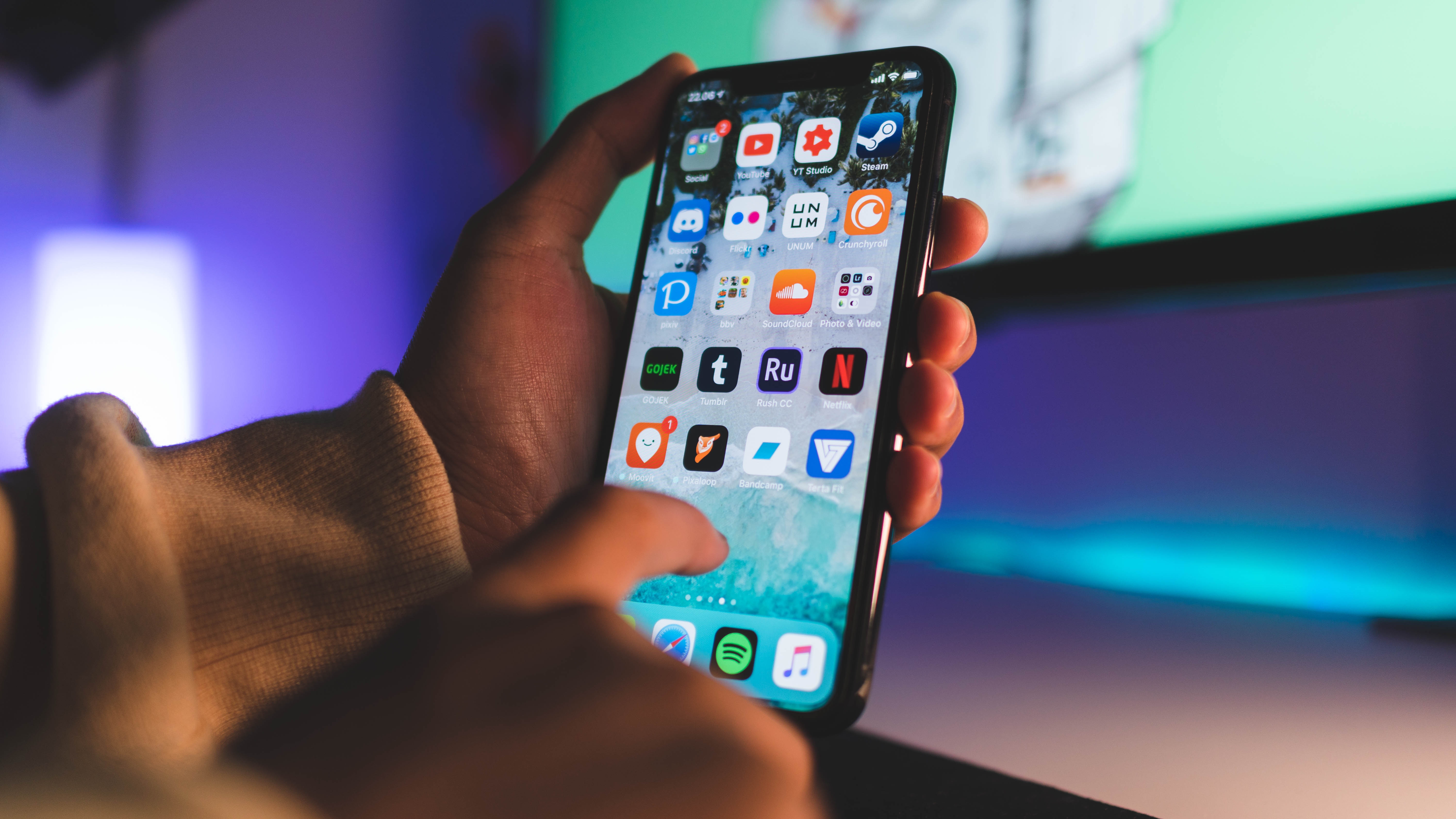 iPhoneXRのバッテリー交換の目安とは?