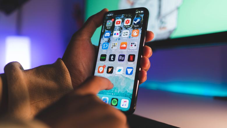 iPhoneXRのバッテリー交換の目安とは?