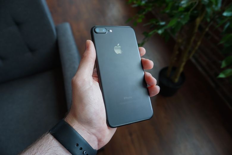 iPhone7のフリーズが多い原因とは?再起動・強制終了の方法をご紹介!