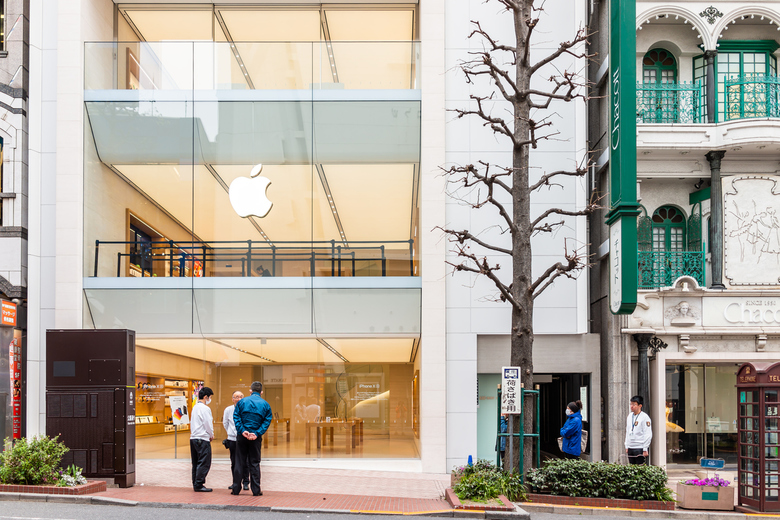 iPhone11の画面修理を依頼するならどこ?修理前にやることと安い業者のリスク